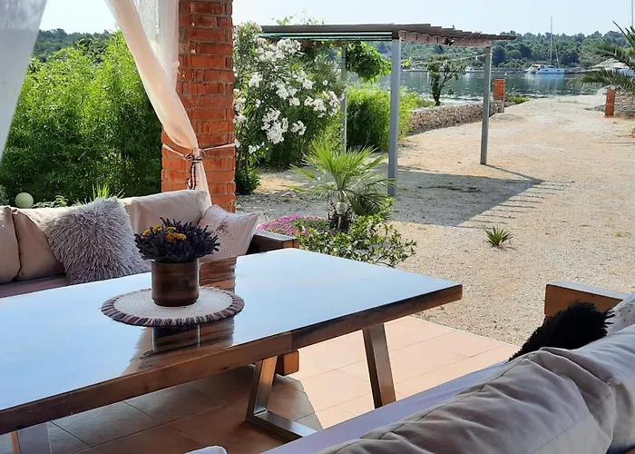 House Marina Grande Дом отдыха *